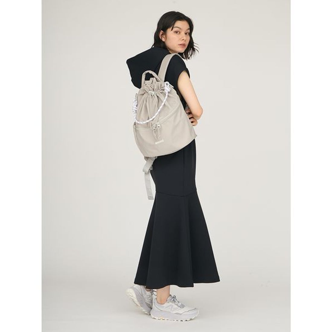 エミ emmi 【限定カラー】撥水 emmiロゴマルチバックパック （BLK