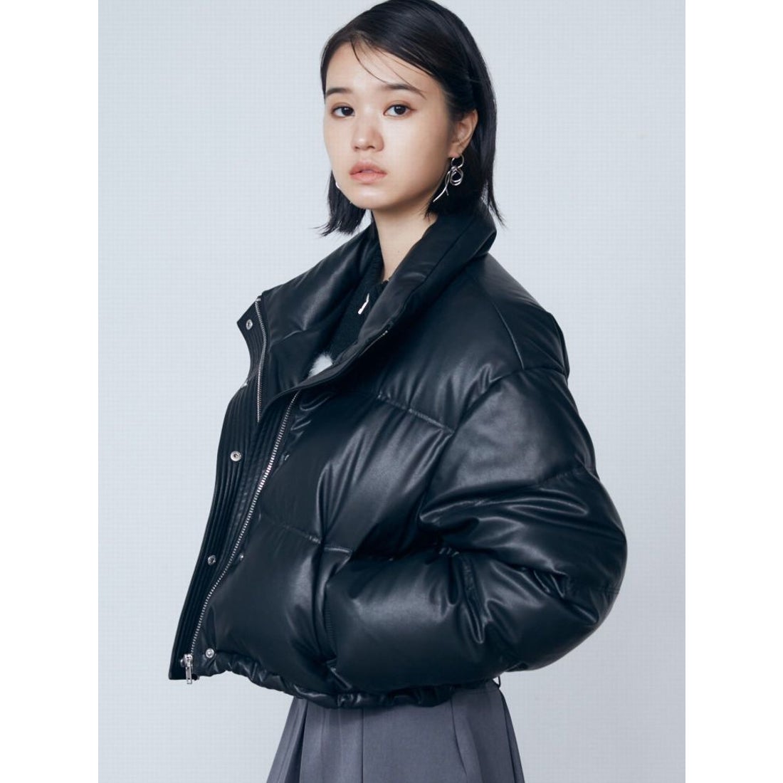 エモダ EMODA フェイクレザーショートダウン （ブラック） -靴