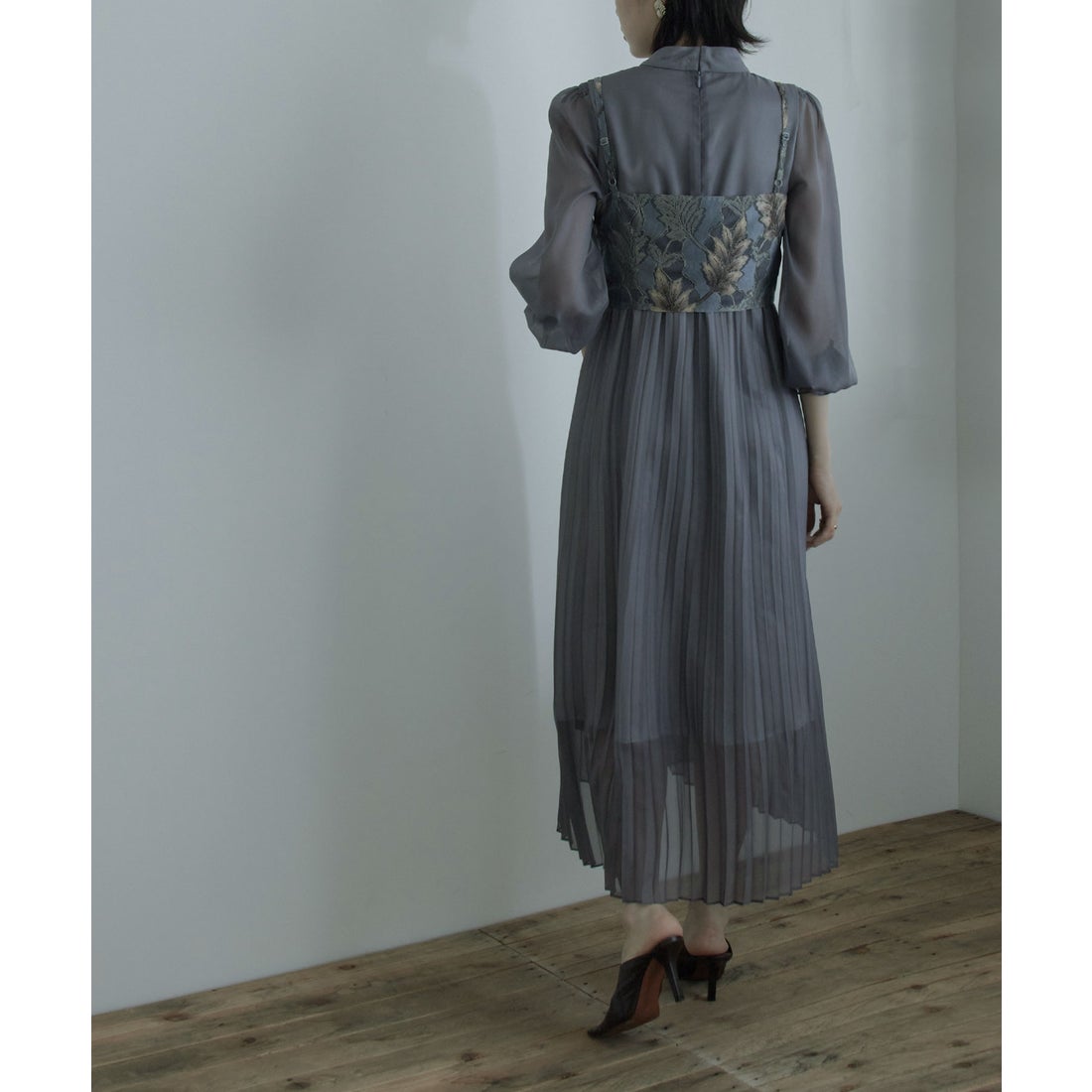 エトル etoll. レースビスチェ×ボトルネックプリーツワンピ ワンピース