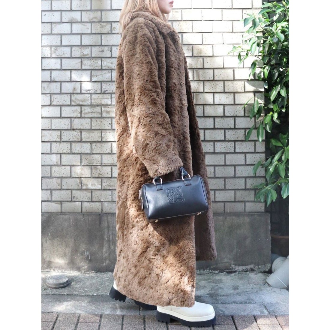 EVRIS ロングフェイクファーコート（ブラウン） -靴＆ファッション通販