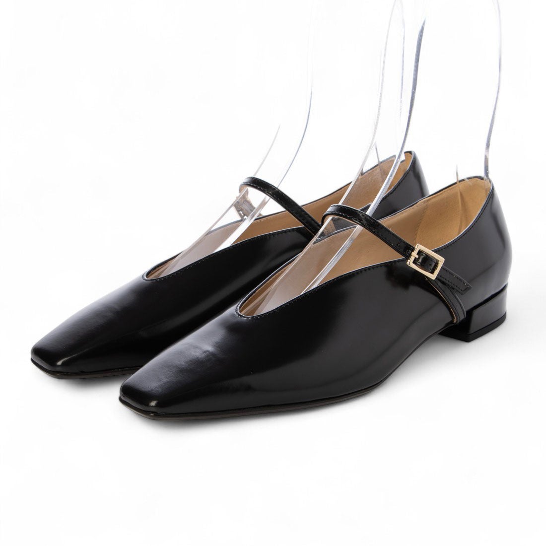 ファビオルスコーニ FABIO RUSCONI ディープカットストラップパンプス