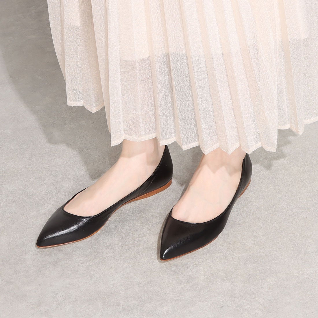 ○ファビオルスコーニ FABIO RUSCONI ポインテッドパンプス （ブラック