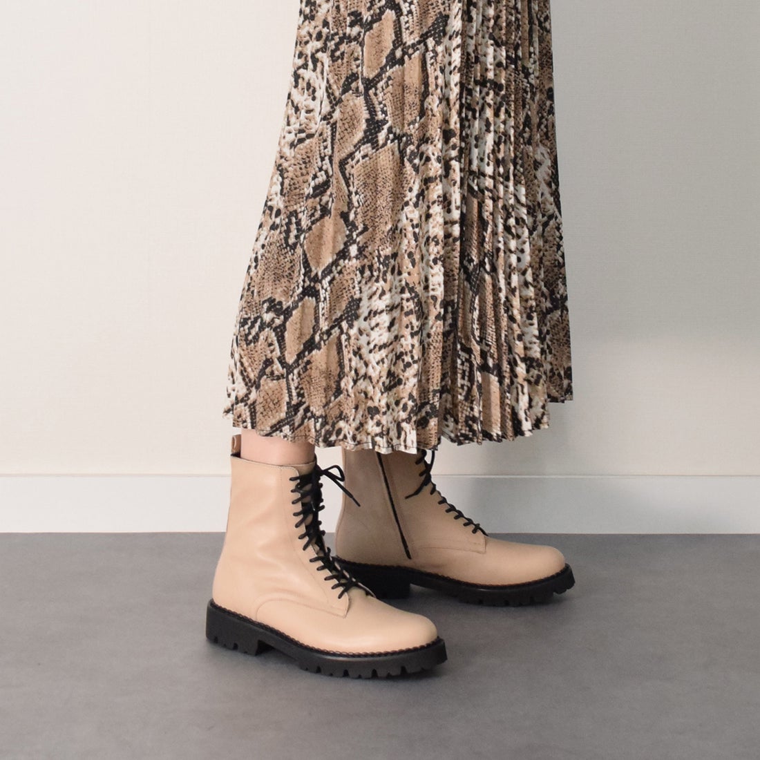 ファビオルスコーニ FABIO RUSCONI タンクソールレースアップショート