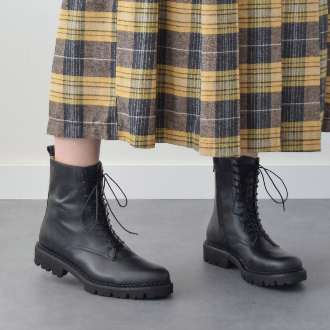 ファビオルスコーニ FABIO RUSCONI タンクソールレースアップショート