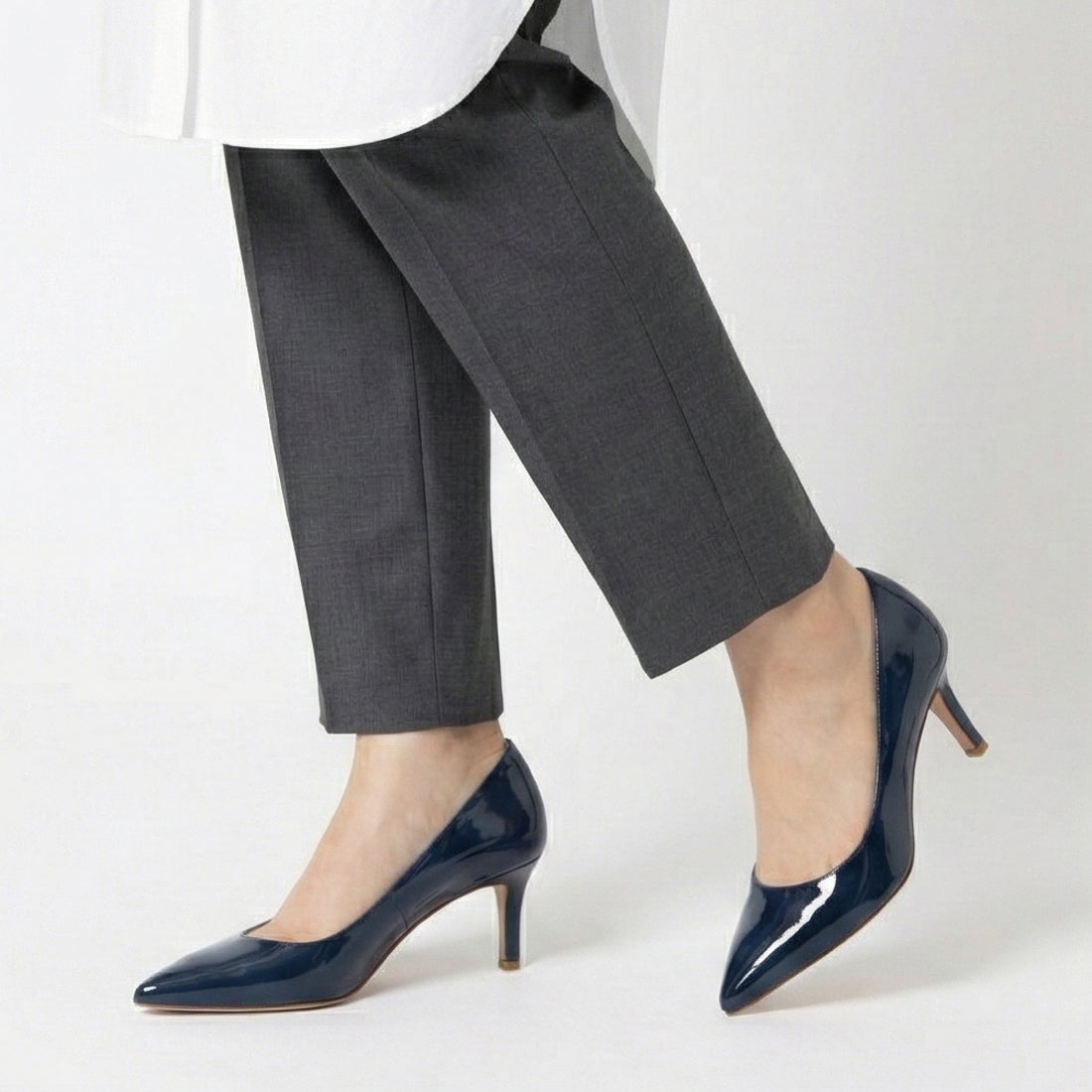 ファビオルスコーニ FABIO RUSCONI ポインテッドトゥレザーパンプス