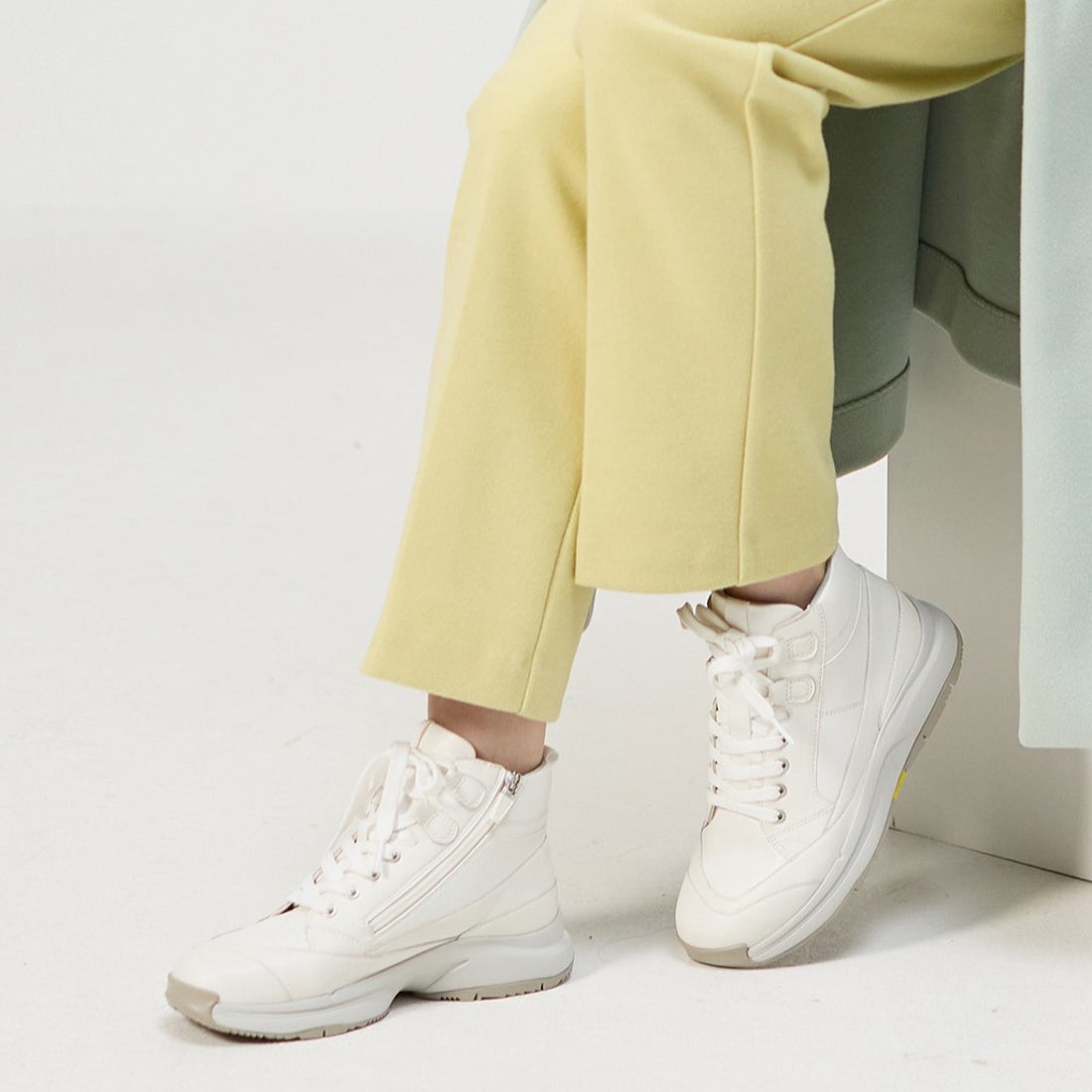 レースアップスニーカーブーツWoW500 （ホワイト） -fitfit(フィット