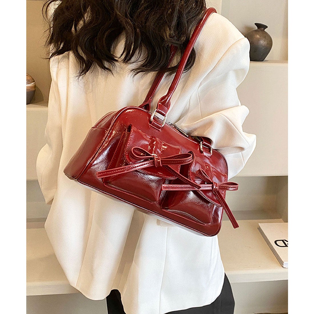 フロージュ florge ヴィーガンレザーリボンモチーフボストンバッグ