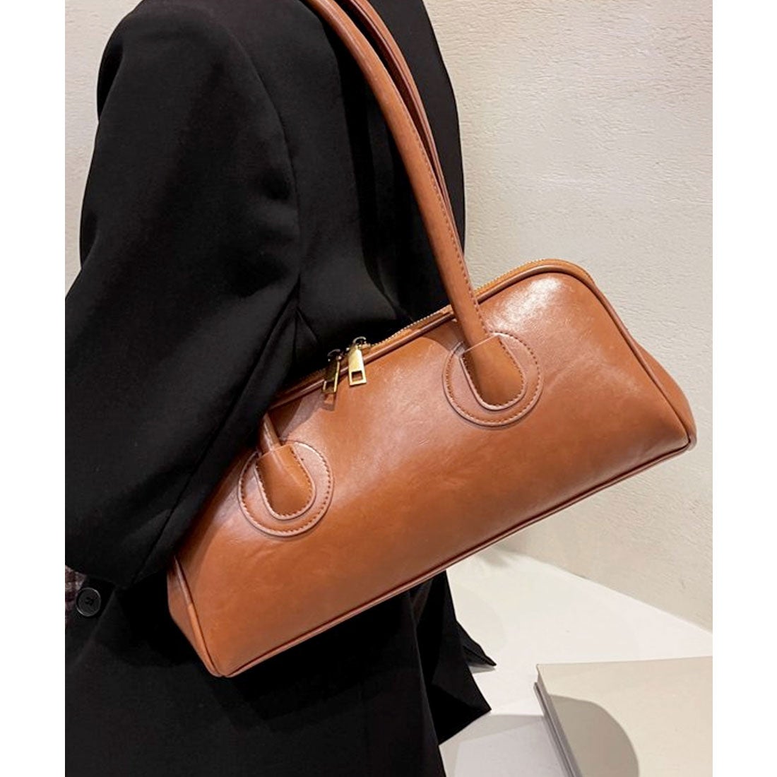 フロージュ florge レザーライク横長ボストンバッグ/ハンドバッグ