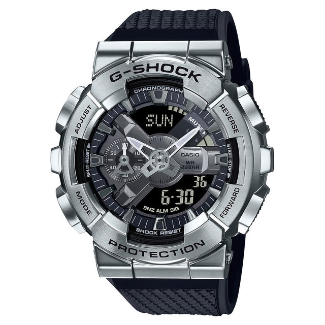 G-SHOCK】メタルベゼル / GM-2100-1AJF （ブラック×シルバー