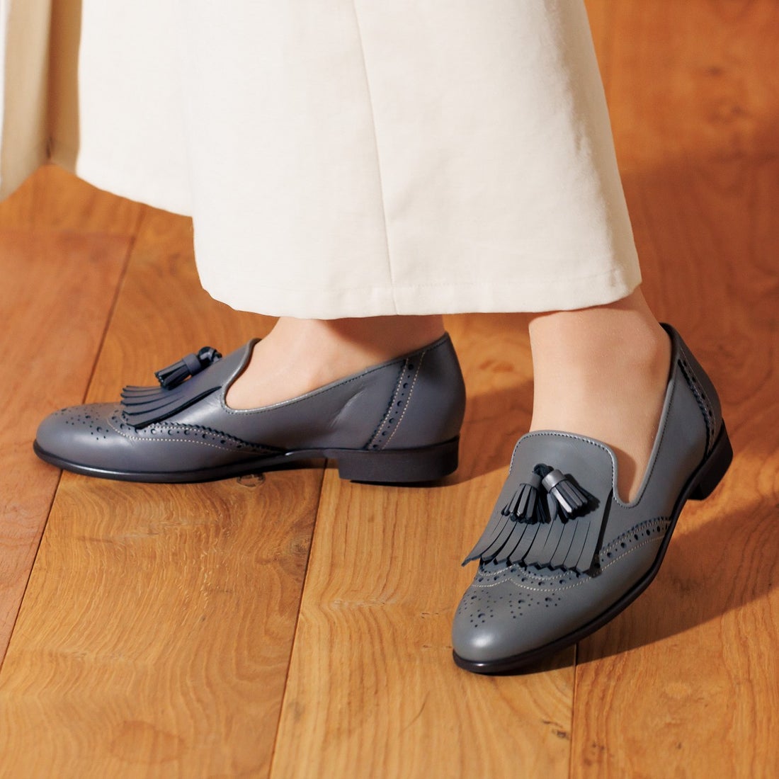 ヒミコ 卑弥呼 【WEB限定デザイン】メダリオンタッセルシューズ/631152