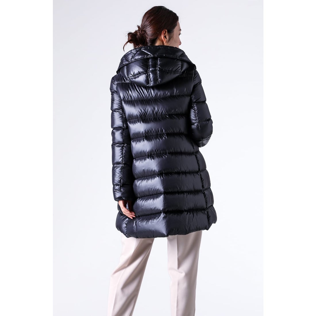 モンクレール MONCLER Suyen Long Parka Coat （Black