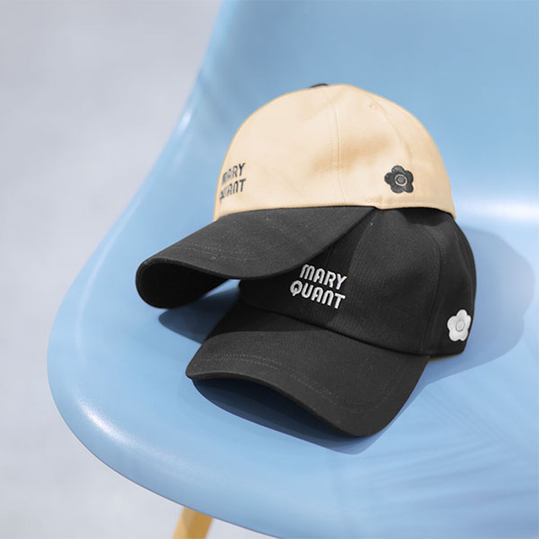 マリークワント MARY QUANT レトロロゴ キャップ （ブラック