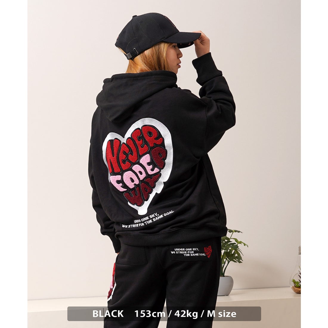 ワンフォークロージング 1111clothing ハート サガラ刺繍 スウェット