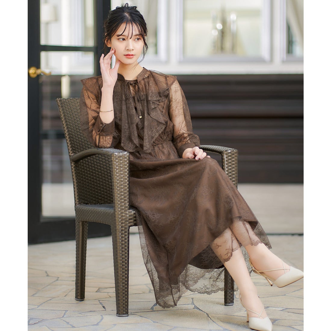 ニアナ niana 2way襟付き総レースパーティードレス （ブラウン） -靴