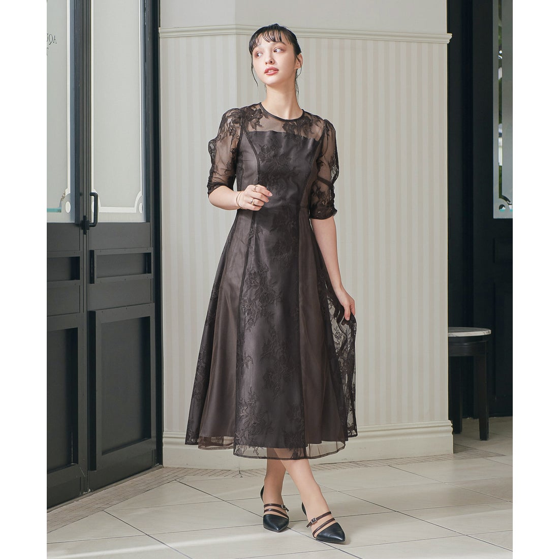 ニアナ niana チュール×レースパネル切替パーティードレス （ブラウン