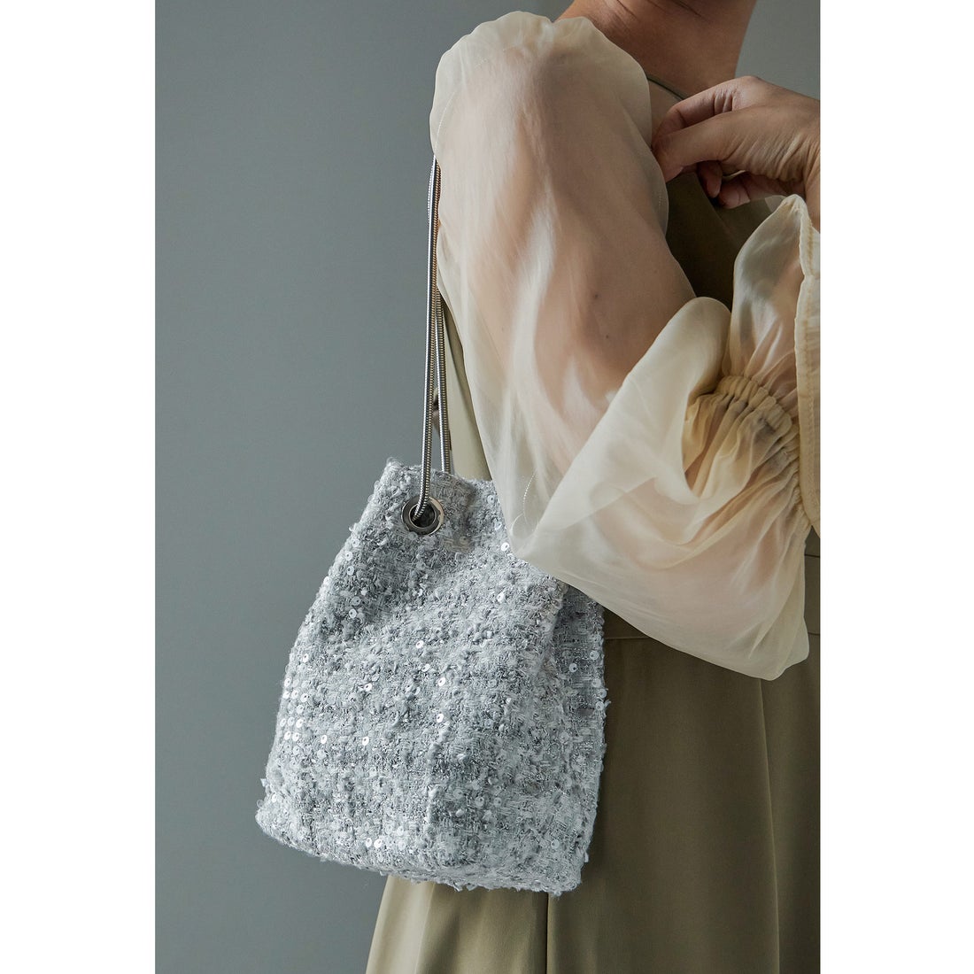 ニアナ niana 2wayツイードスパンコールバッグ 巾着 ショルダー