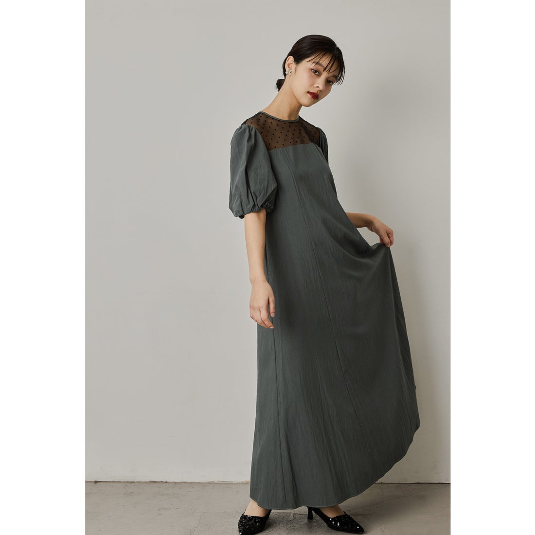 ニアナ niana デコレートドットAラインドレス マタニティ 妊婦 結婚式