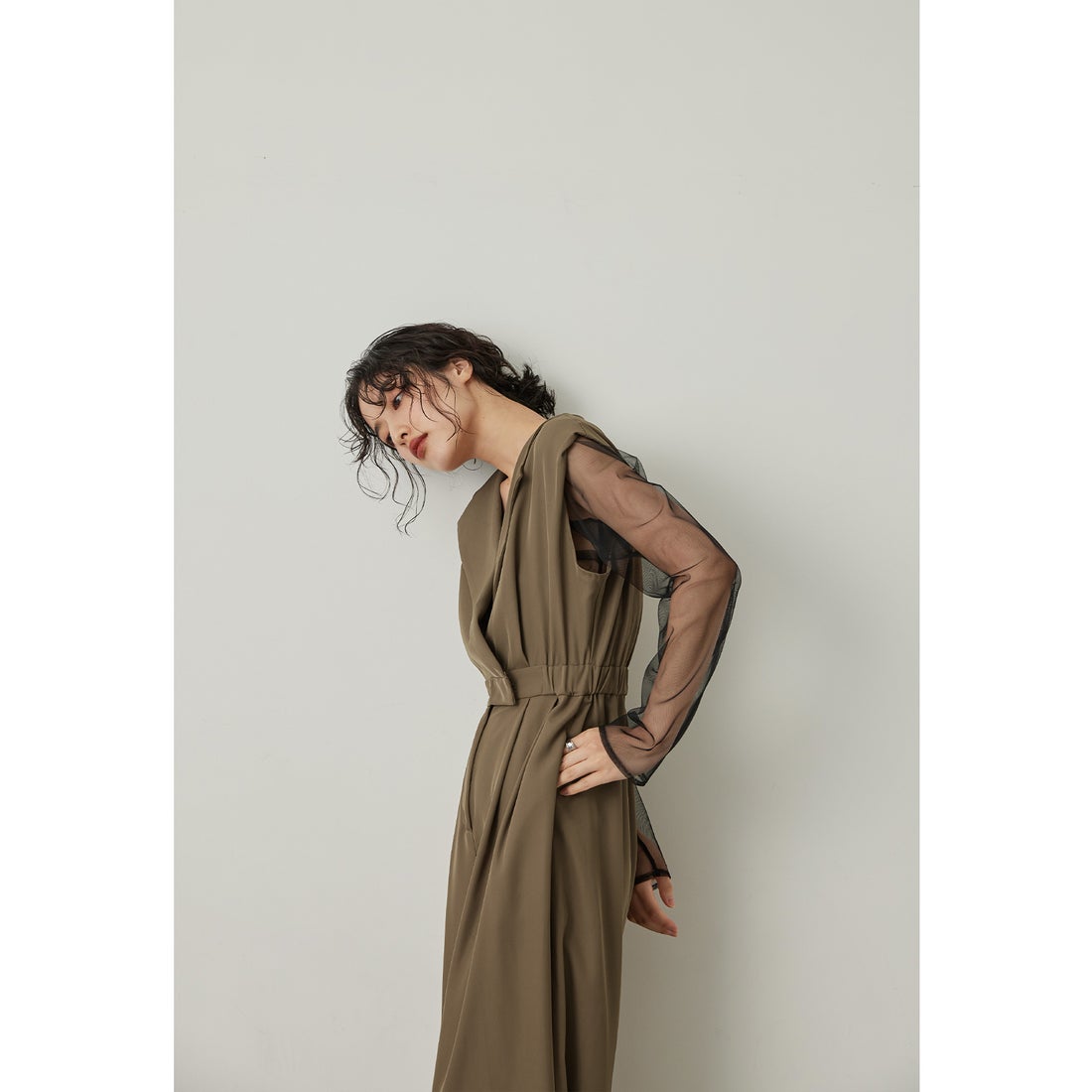 ニアナ niana スタンドアウトカラーオールインパンツ 2点セット パンツ