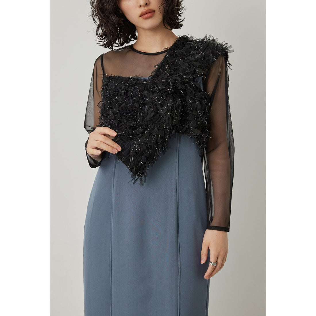 ニアナ niana フリンジグリッターノットドレス 秋冬 結婚式 成人式