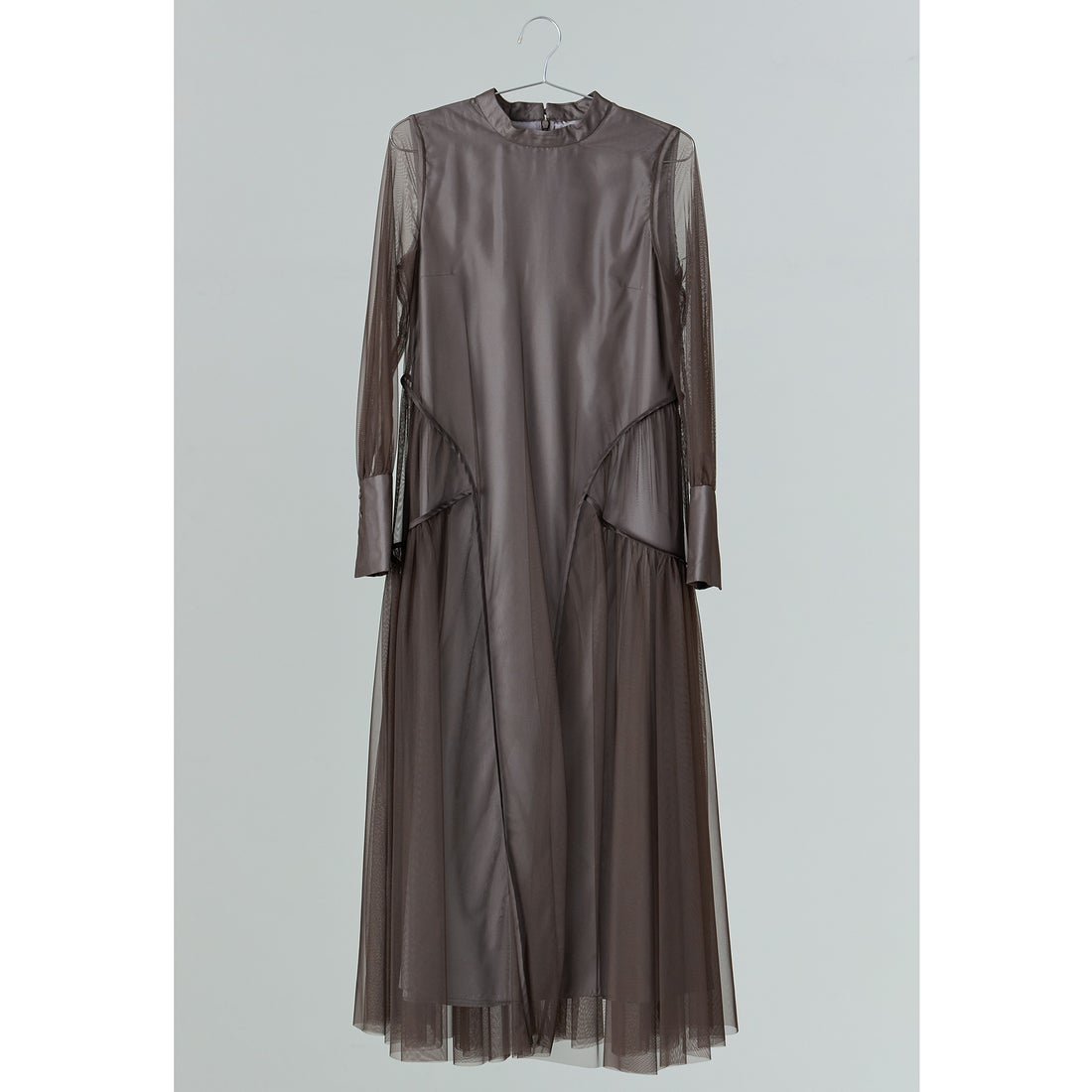 ニアナ niana チュールパイピングAラインドレス マタニティ 妊婦 結婚