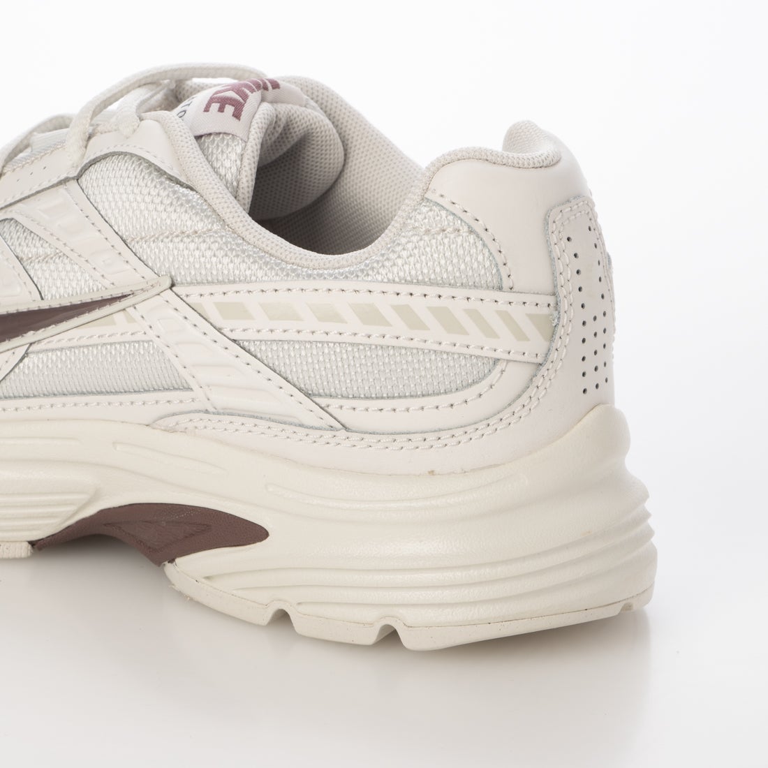 ナイキ NIKE レディース スニーカー ランニングシューズ ウィメンズ