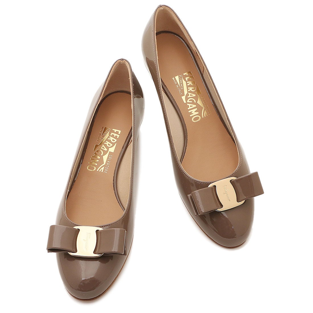 サルバトーレフェラガモ Salvatore Ferragamo パンプス ヴァラ