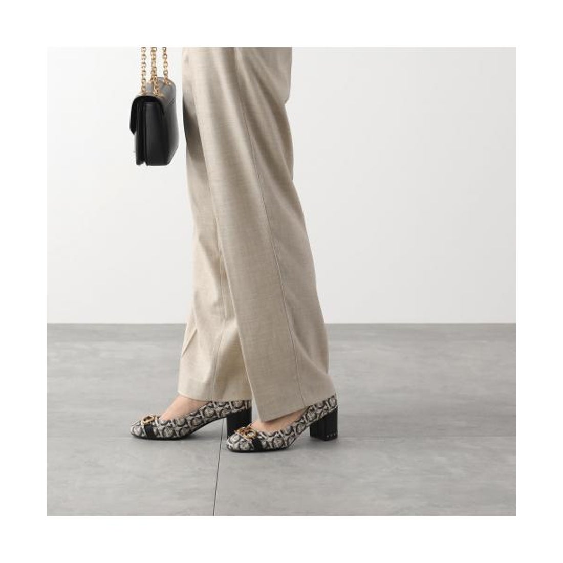 サルバトーレフェラガモ Salvatore Ferragamo SALVATORE FERRAGAMO