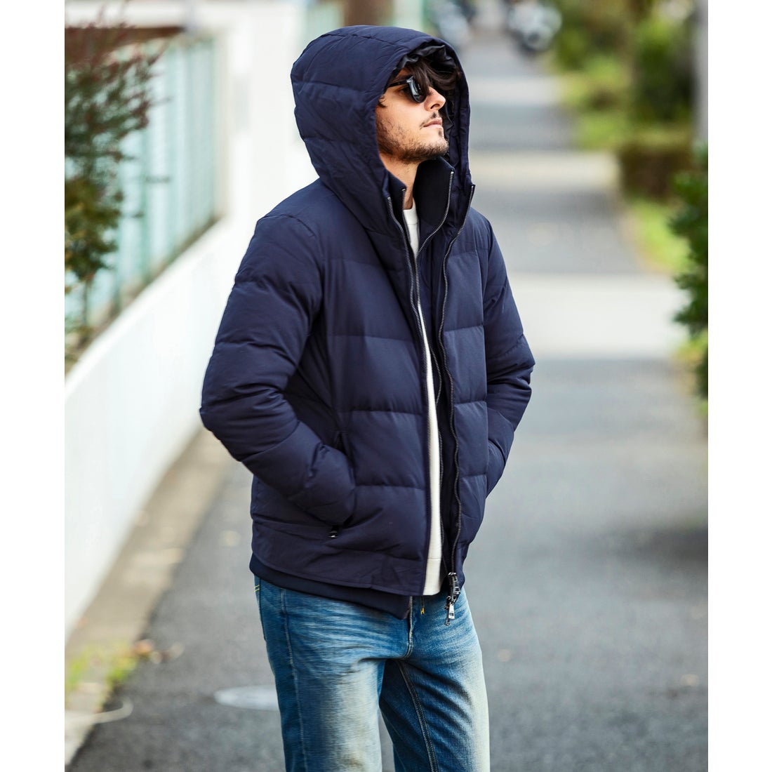 AKM Contemporary スタンドネック レイヤード ダウンジャケット(保温性