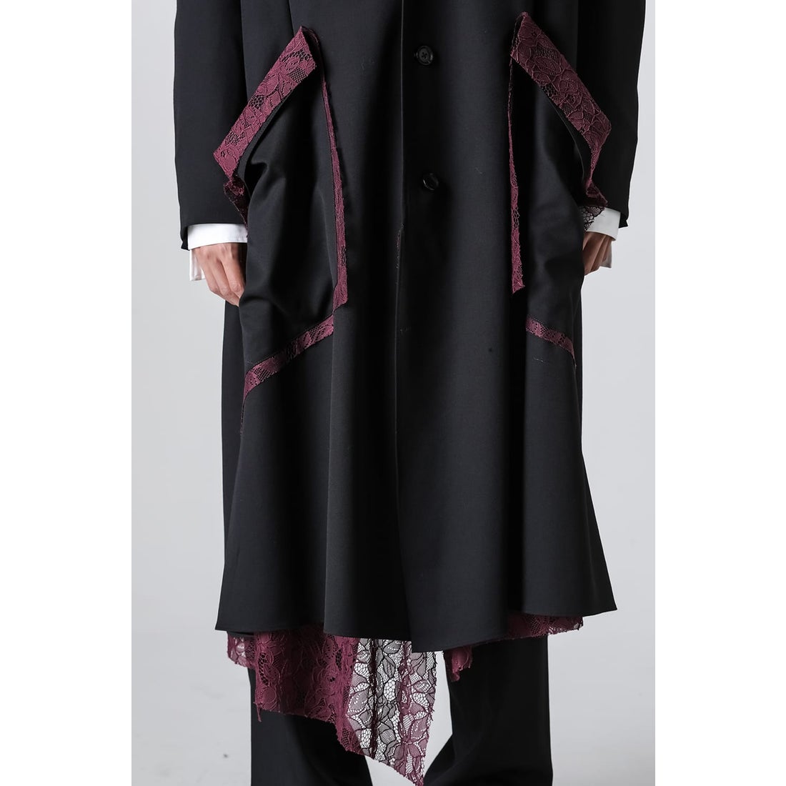 サルバム sulvam Gabazine Lace Long Coat （Black-Purple