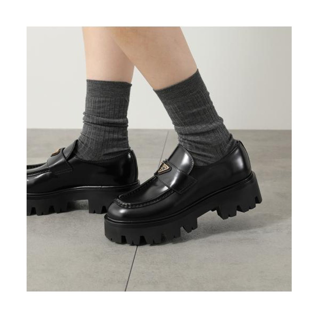 プラダ PRADA PRADA ローファー 1D185O 055 ブラッシュドレザー 厚底