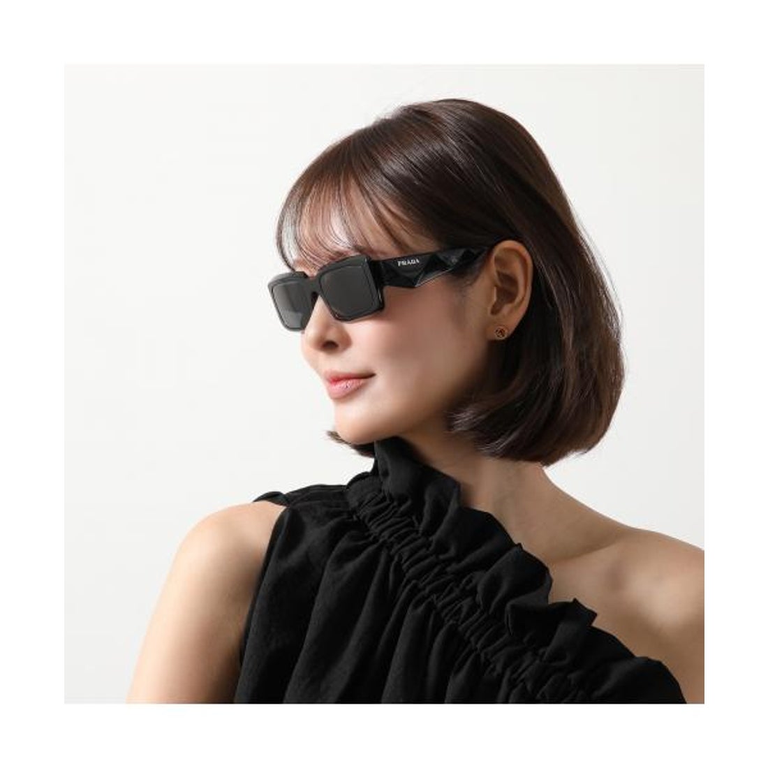 プラダ PRADA PRADA サングラス SPR 27Z スクエア型 （16K-08Z/BLACK