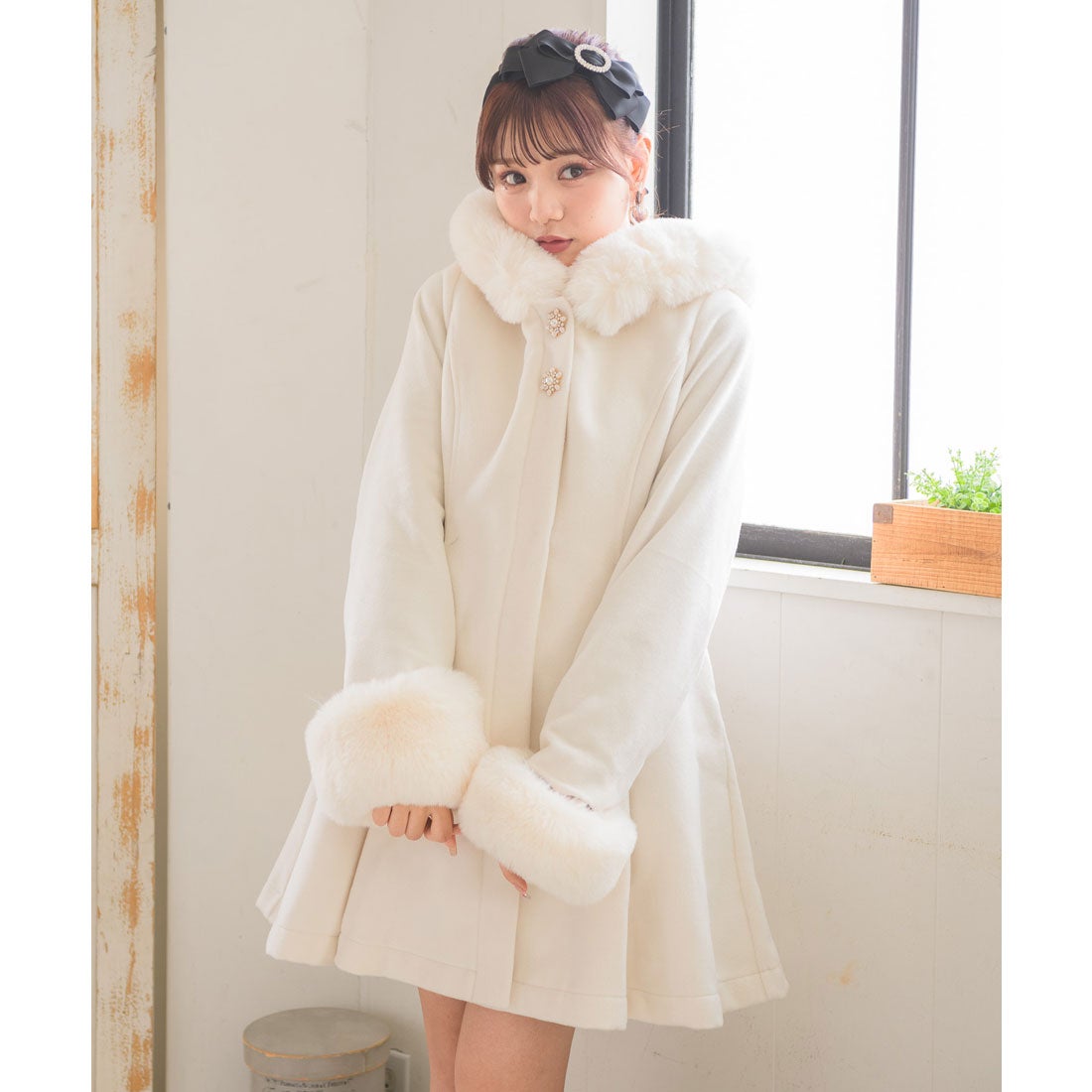 ロジータ ROJITA バックリボンフーディーコート （ホワイト