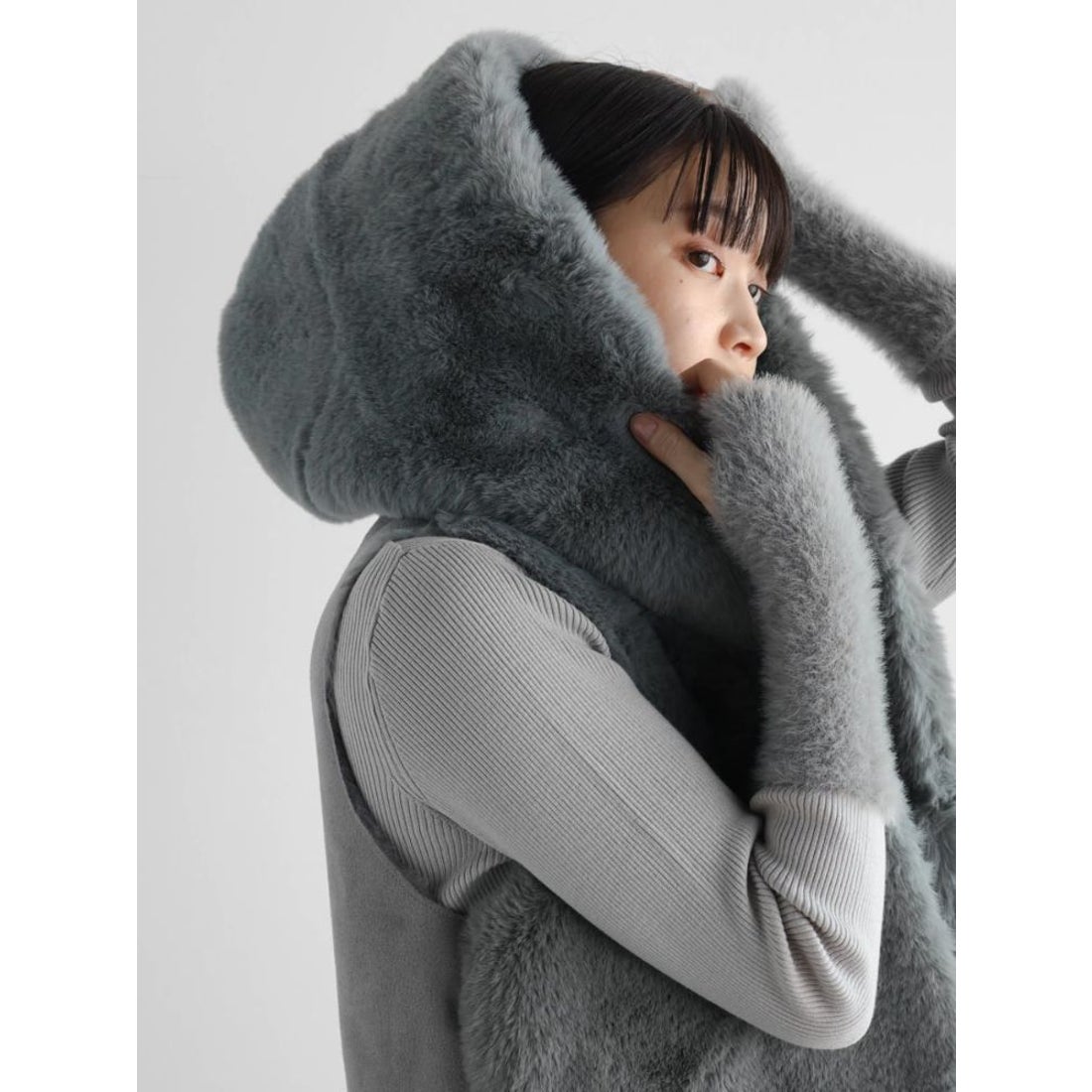 ラディエイト RADIATE フーデッドファーベスト - RADIATE limited