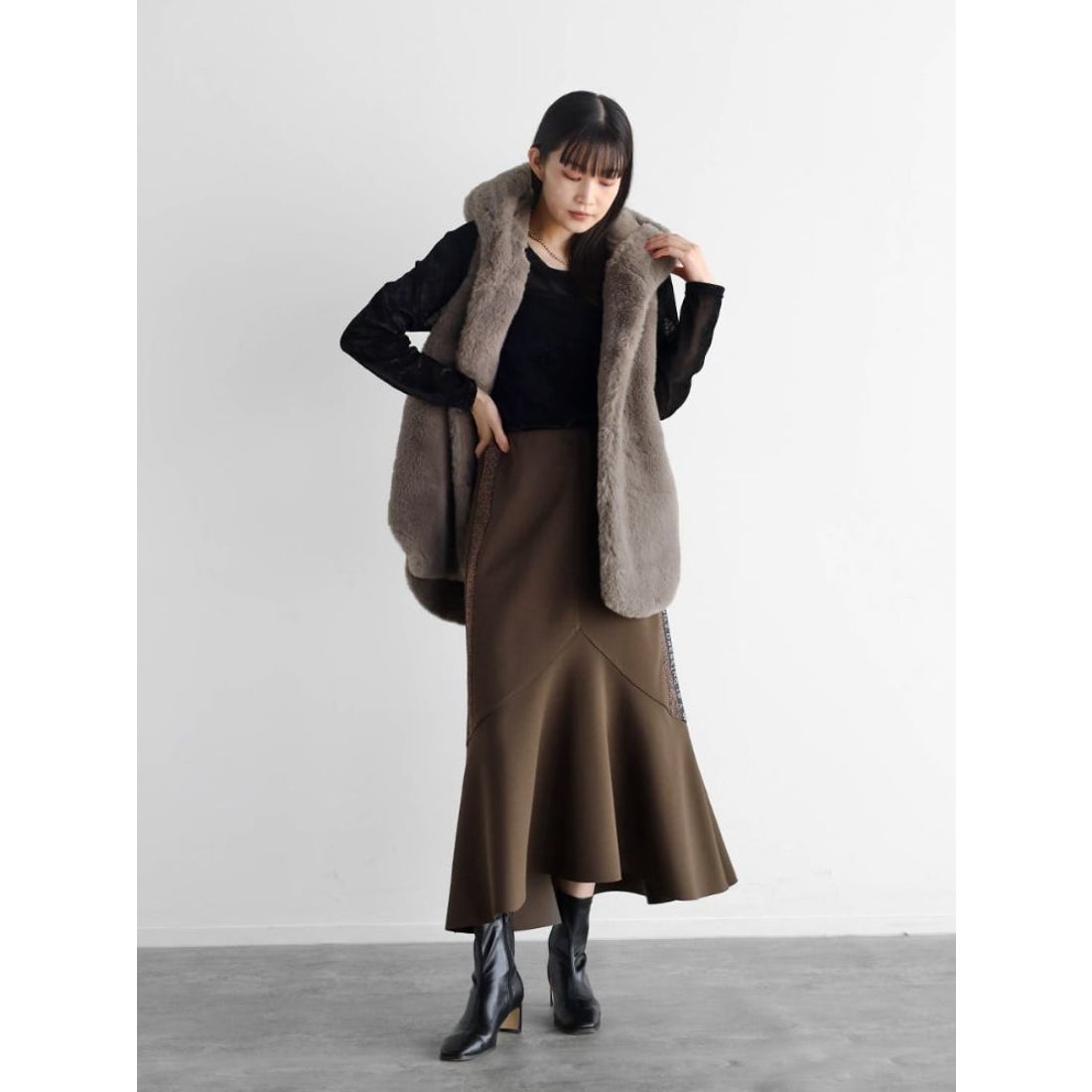 ラディエイト RADIATE フーデッドファーベスト - RADIATE limited