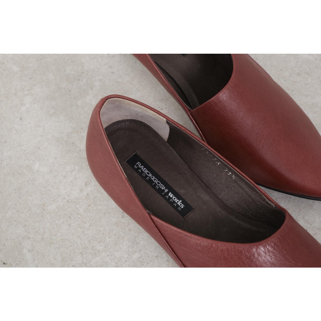 ラボ キゴシ ワークス RABOKIGOSHI works スリッポンパンプス （グレー