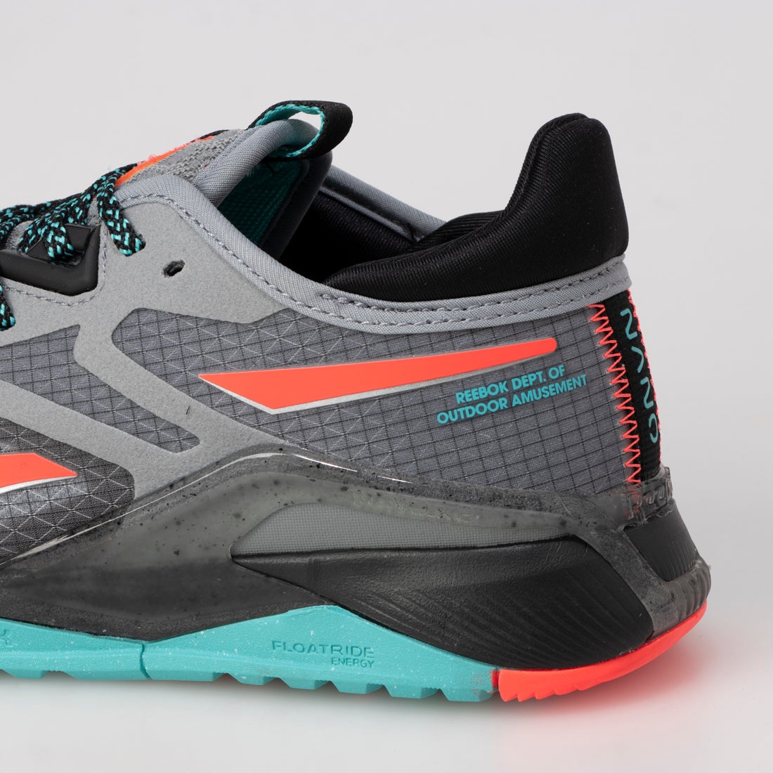 ナノ X2 TR アドベンチャー / Nano X2 TR Adventure （ピュアグレー