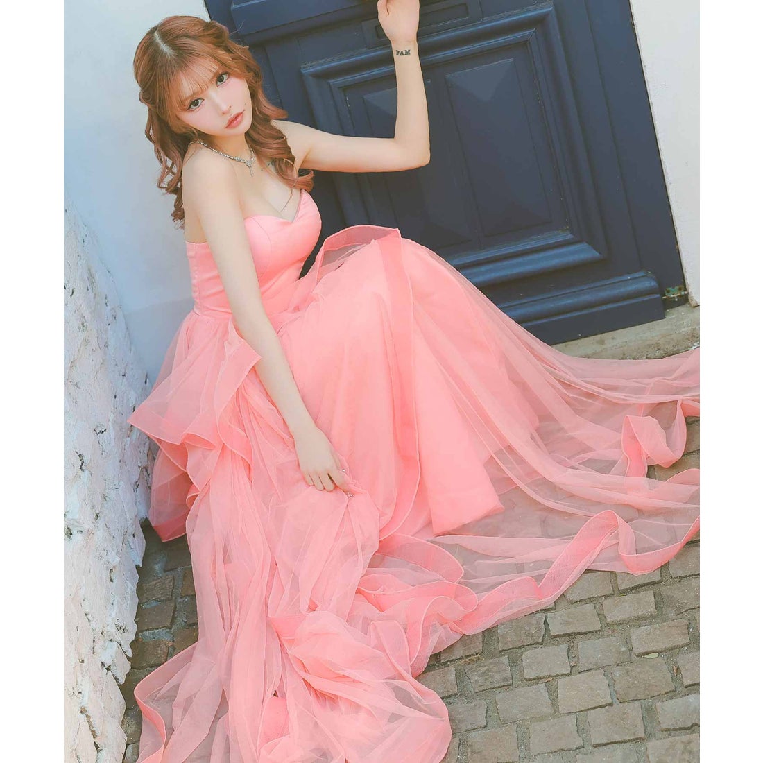 ティカ Tika キャバドレス キラキラスパンコールスリットタイトワン