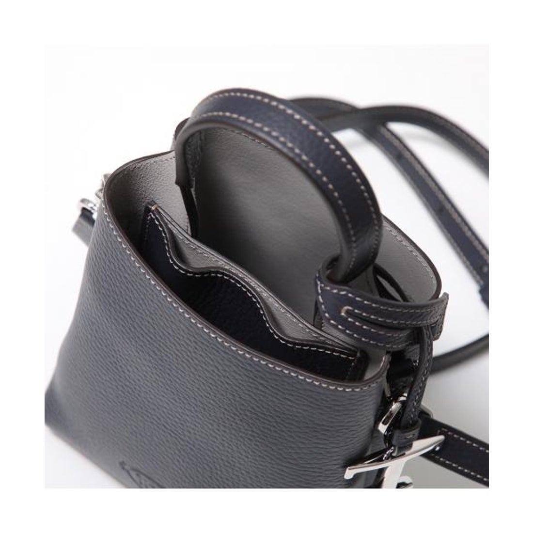 トッズ TOD'S TODS ショルダーバッグ マイクロ XBWAPAT9000QRI （B999