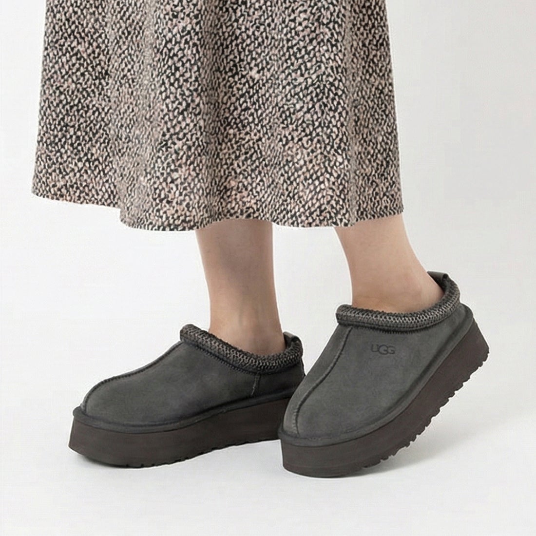アグ UGG タズ II サボサンダル （オブシディアン） -ファッション通販