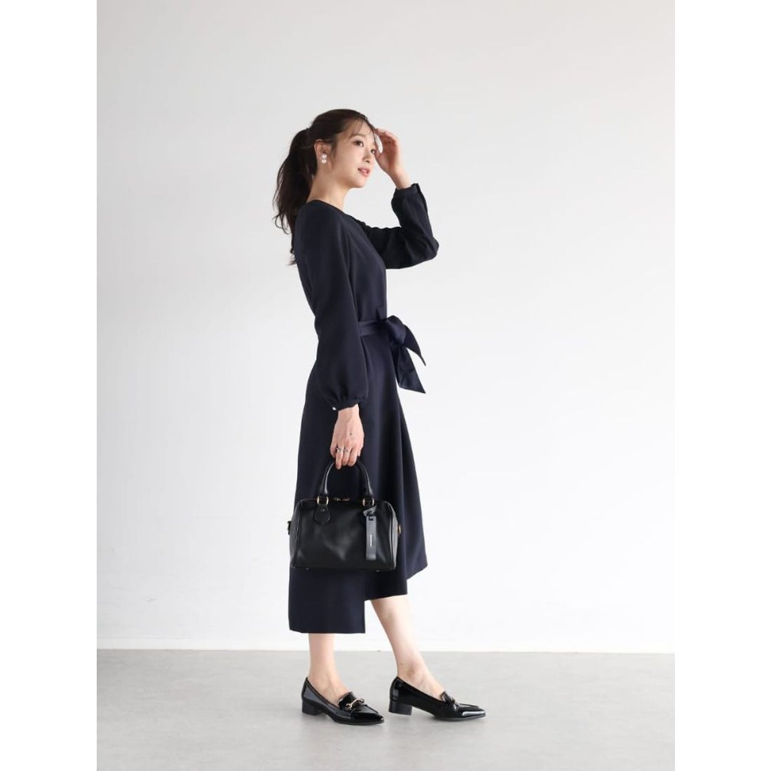 ヴァン Vin Vin NAVY リボンアクセントネイビーワンピース （ダーク