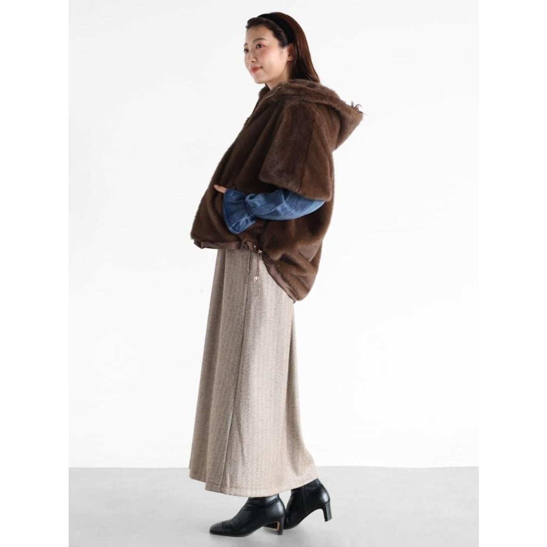 ヴァン Vin ミンクライクフェイクファーコート （モカ