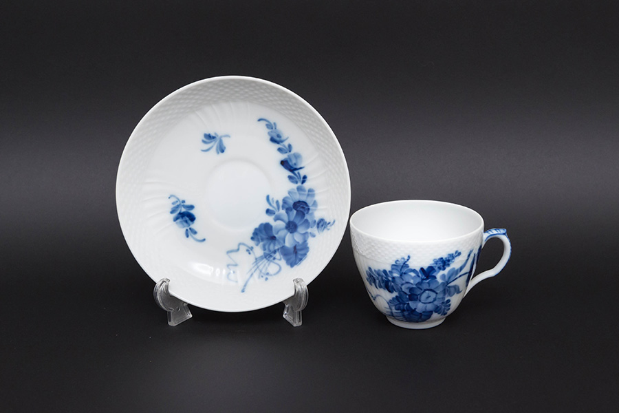 ブルーフラワーシリーズ（3種類）の特徴｜ブランド食器買取のセレクターズ