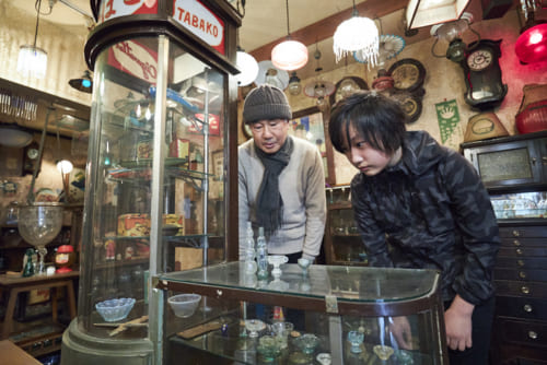 ペロペロ』『あめや瓶』『ニッキ水瓶』｜ブーム到来で数万円!?不揃いが