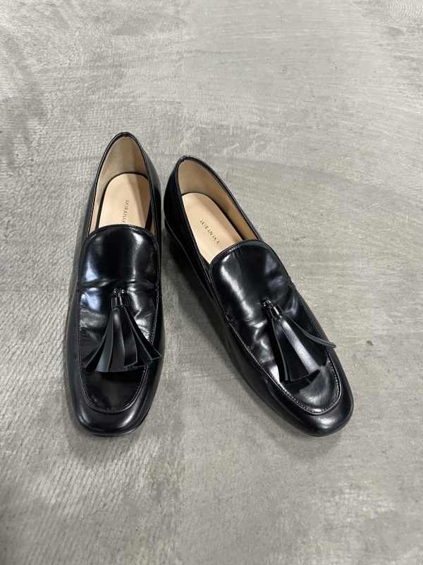 ここぞ」のシーンが突然あるママにオススメしたいアキラナカのシューズ