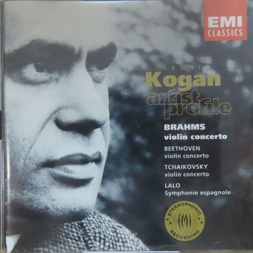 輸入盤CDと国内盤CDの違いは？高く売れる輸入盤CDの特徴・タイトル