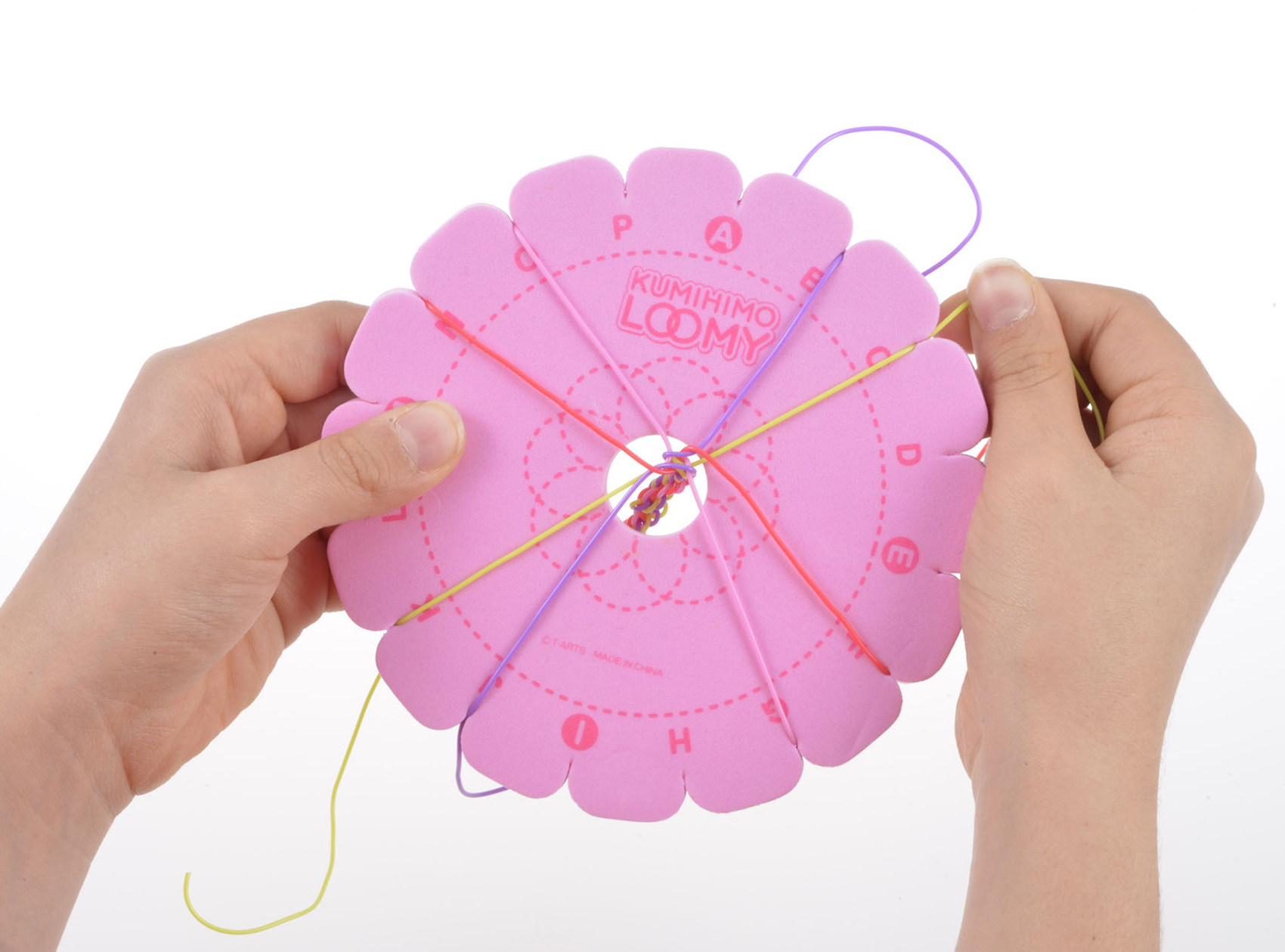 パパやっといて」8歳の娘から組紐を教わってつくってみた「KUMIHIMO