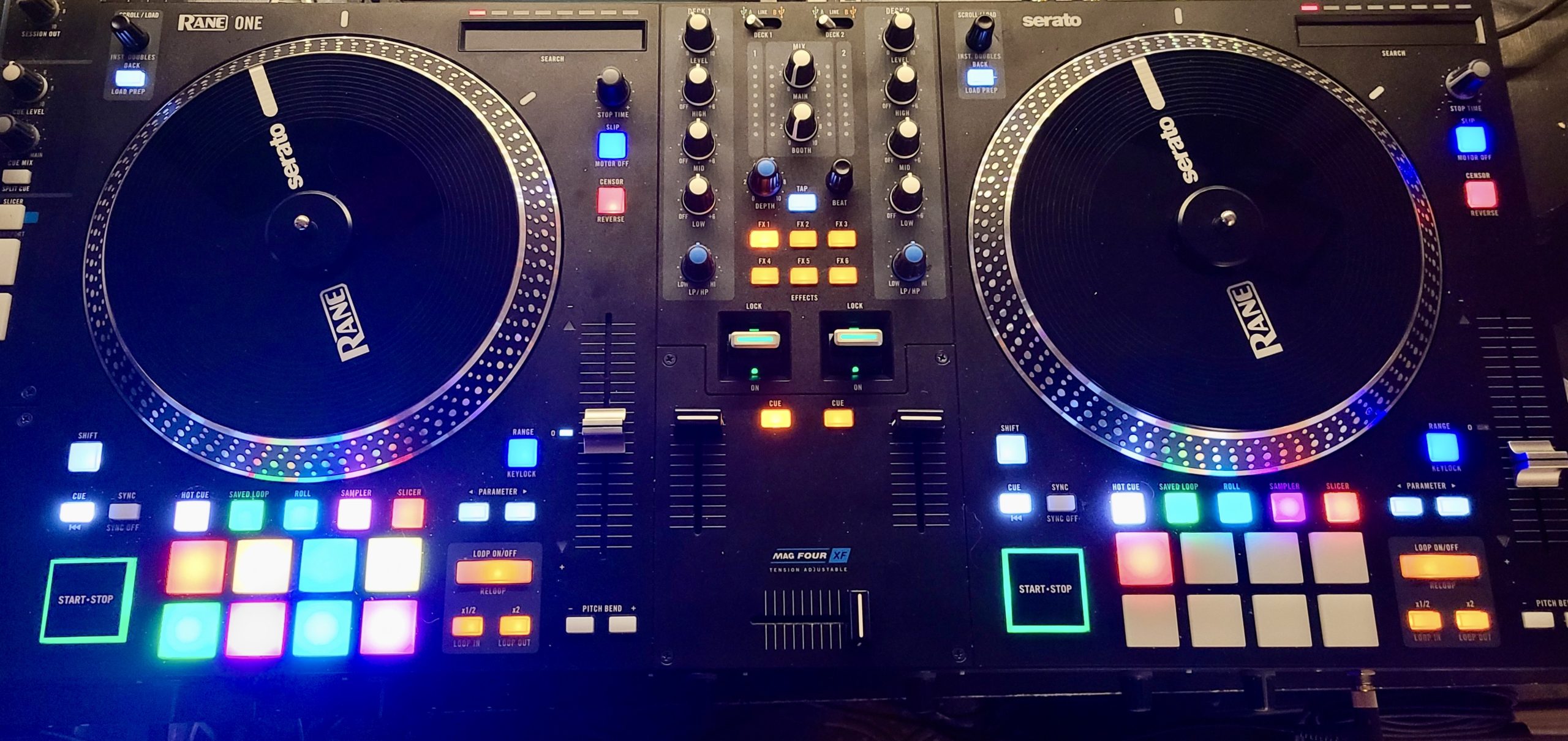Rane ONE first look review: the Rane feeling in a all-in-one DJ