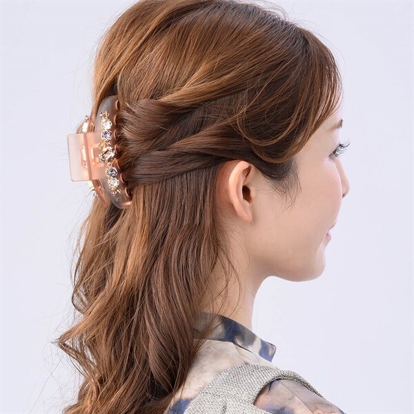 コンプレックス ビズ】ギフトにピッタリなヘアアクセサリー