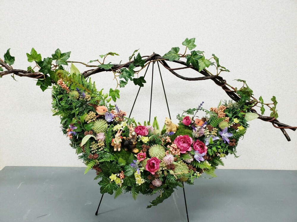 🐰🐶「小鳥と森の仲間たち」のリーフリース🐦 | 富士ギフトショップ