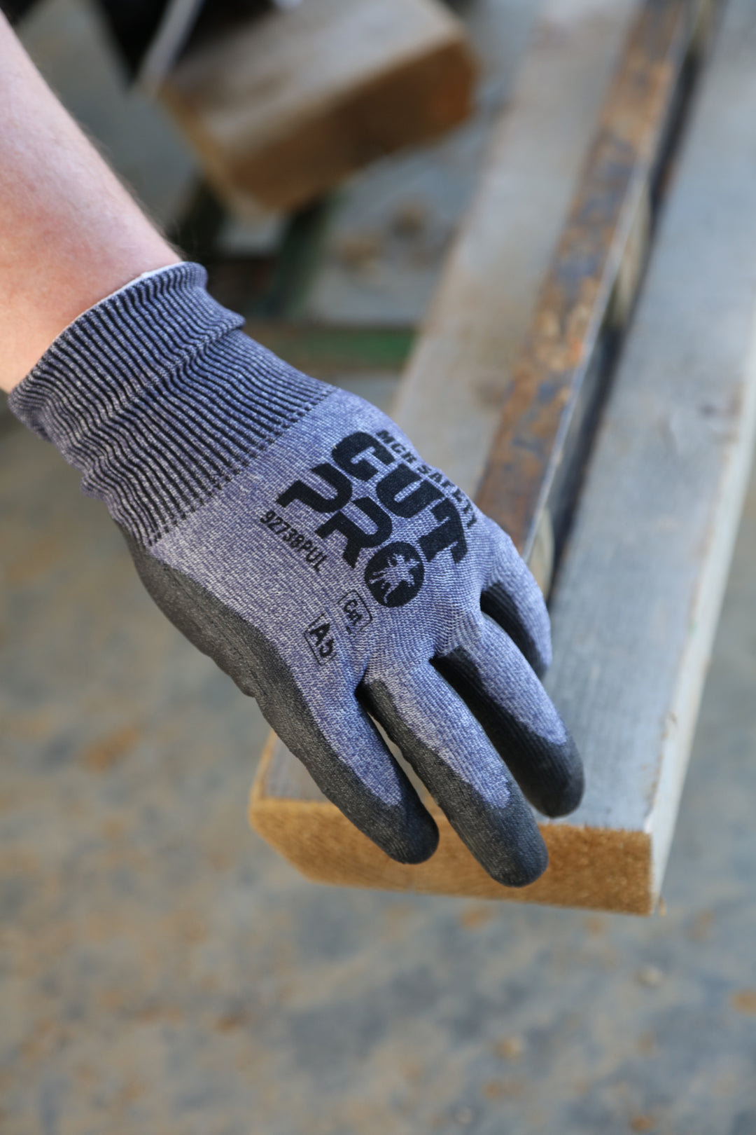 mcr-92738PU_Action7410_1080x.